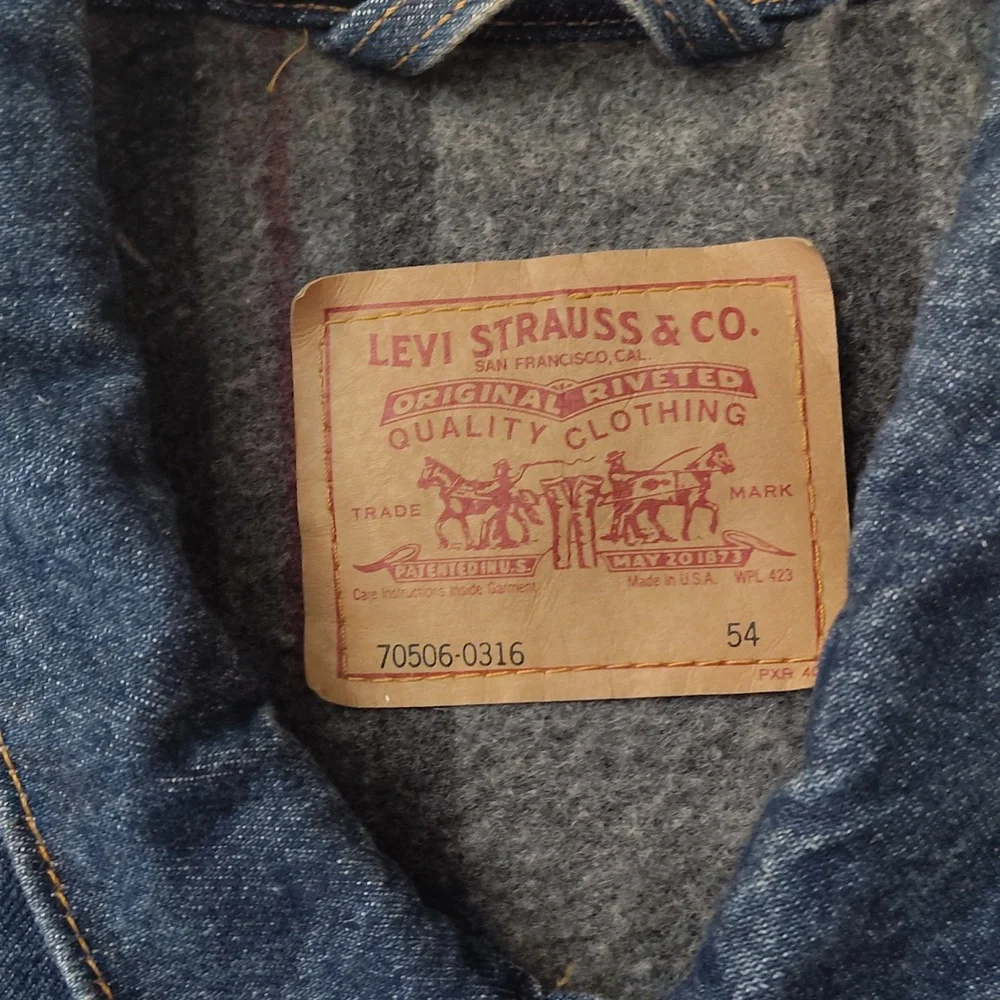 VINTAGE LEVI STRAUSS & CO. MENS WOOL LINED JEAN JACKET - Picture 6 of 16